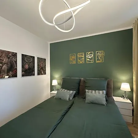 Luxus 2 Mit Stellplatz Und Balkon