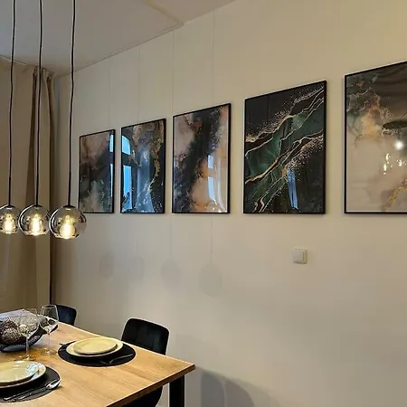 Apartment Luxus 2 Mit Stellplatz Und Balkon *
